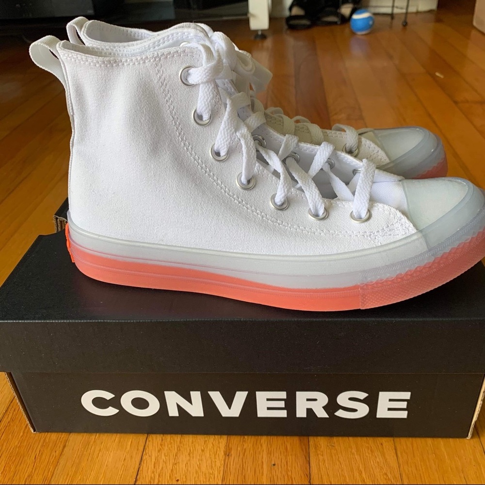 NWT Converse High Top Sneakers - Picture 6 of 8